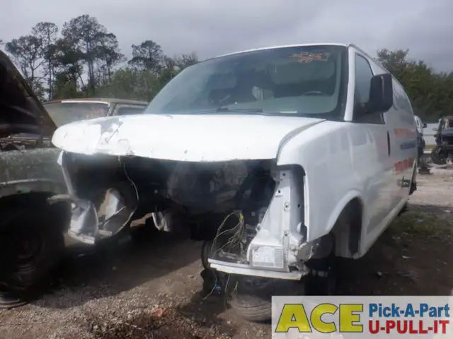 Photo of 2008 Chevrolet Express 3500 Van