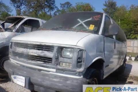 Photo of 2001 Chevrolet Express 3500 Van