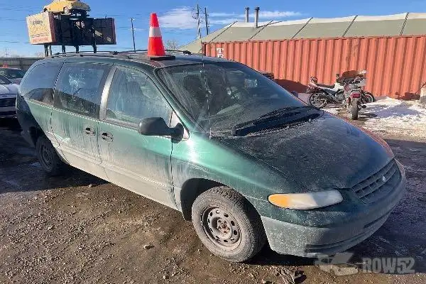 Photo of 1997 Plymouth Grand Voyager