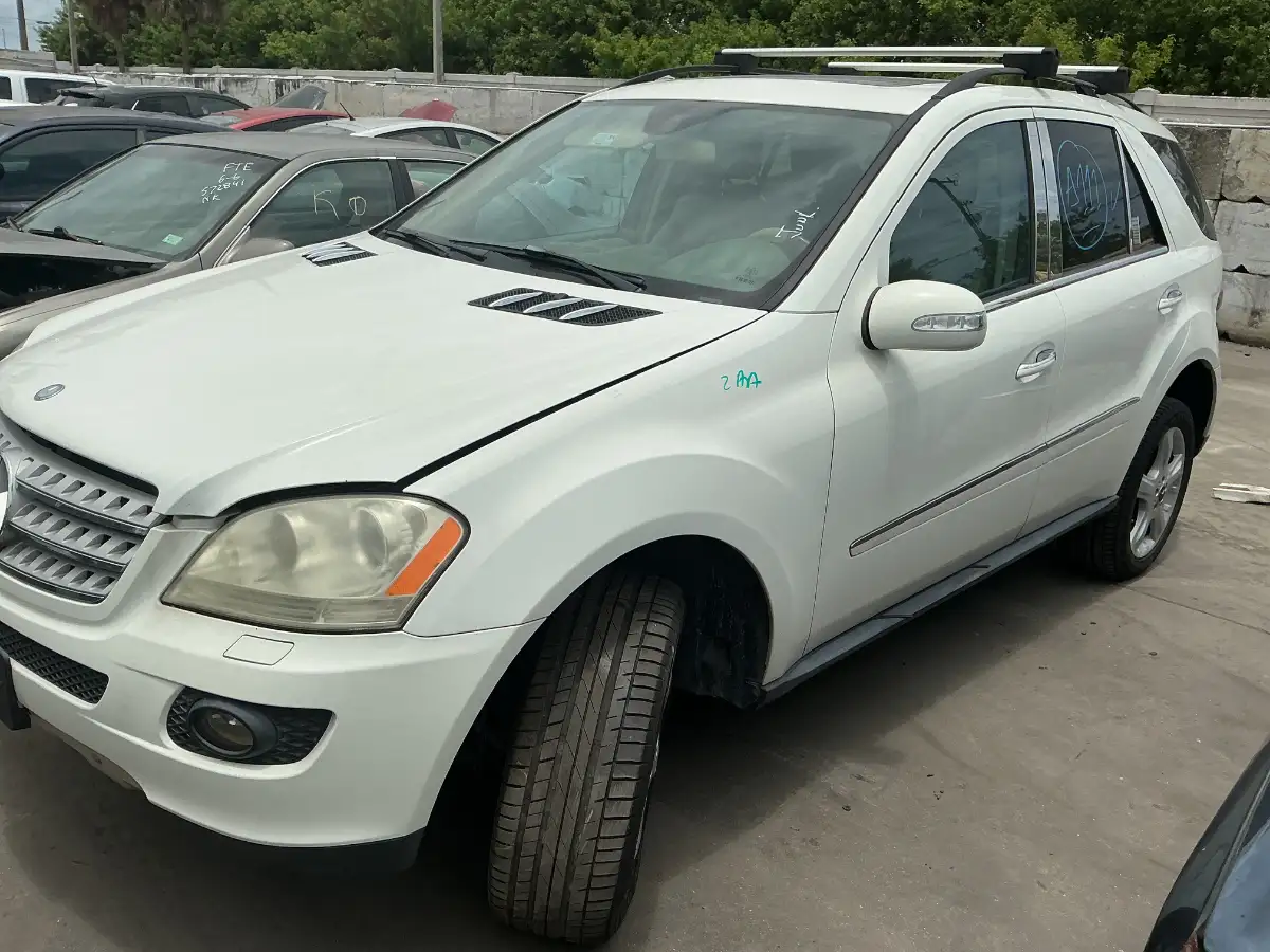 Photo of 2008 Mercedes-Benz M-Class
