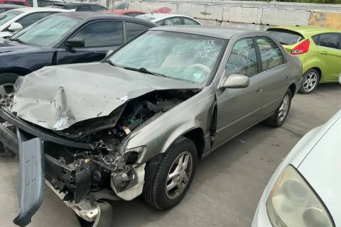 Photo of 1999 Toyota Camry