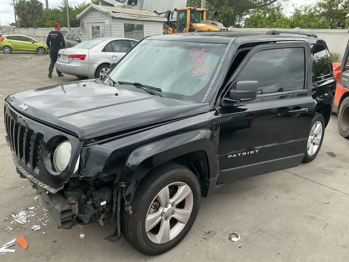Photo of 2015 Jeep Patriot