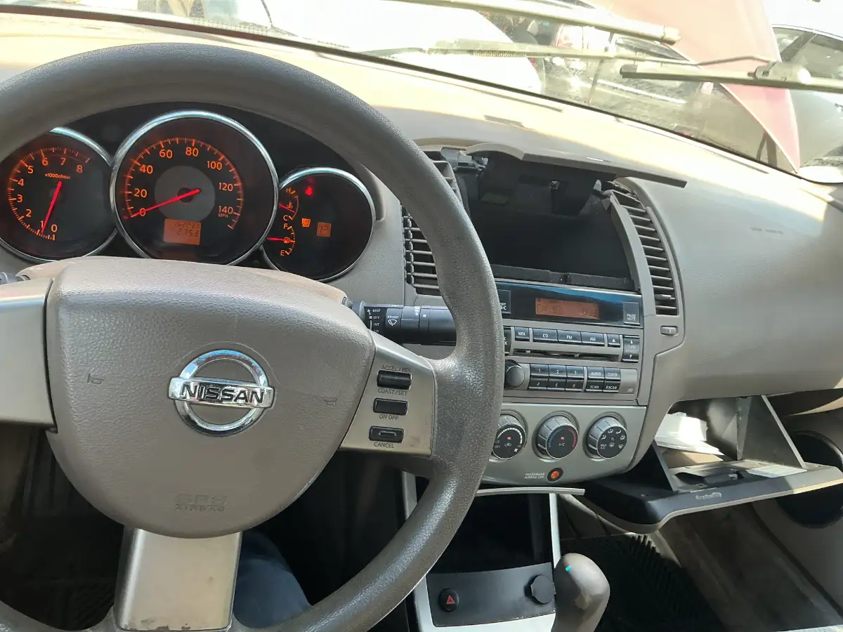 Photo of 2005 Nissan Altima