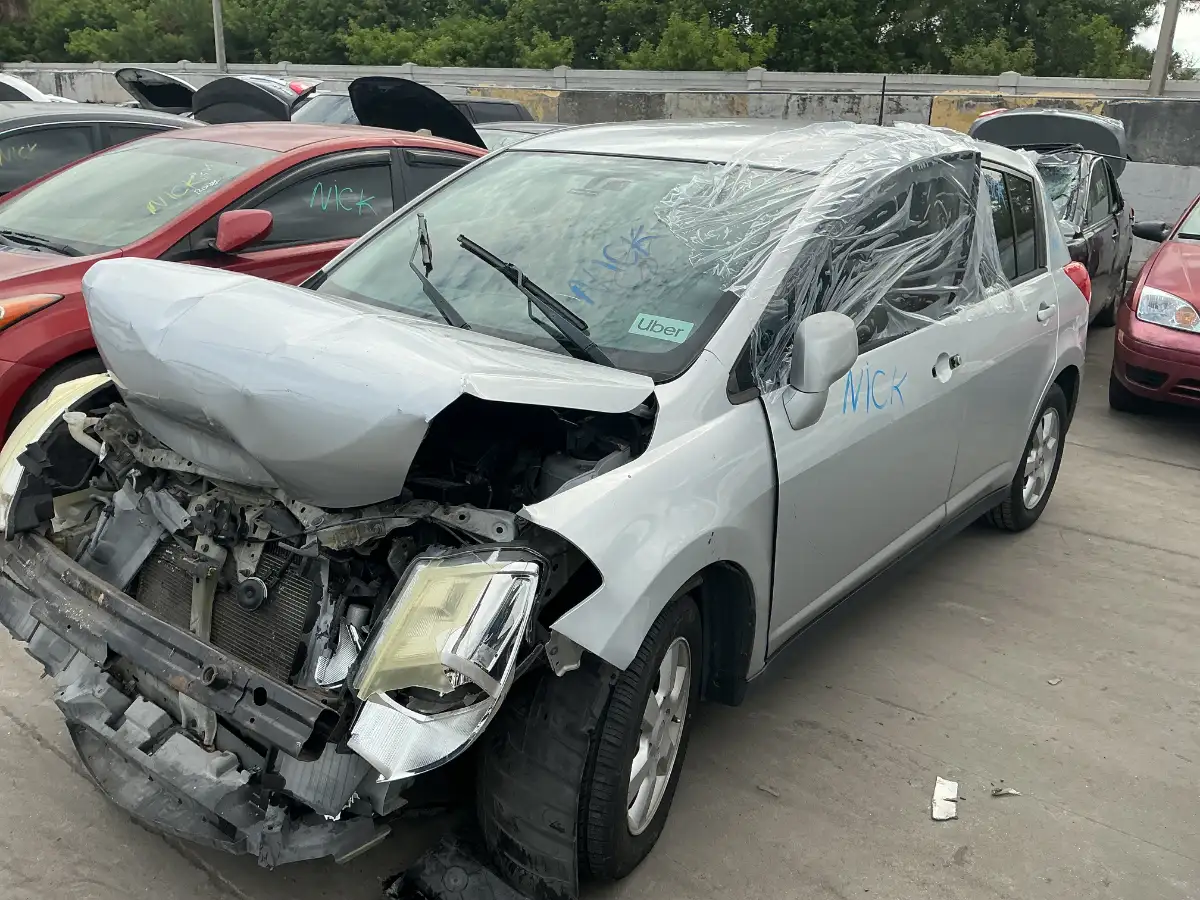 Photo of 2009 Nissan Versa