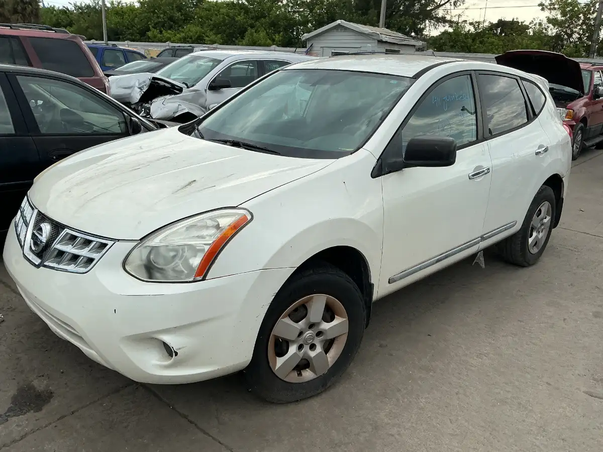 Photo of 2011 Nissan Rogue