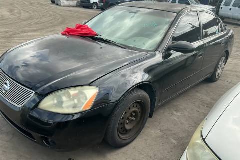 Photo of 2004 Nissan Altima