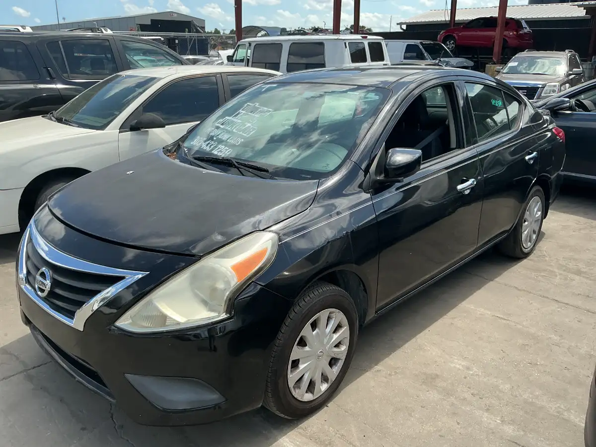 Photo of 2016 Nissan Versa