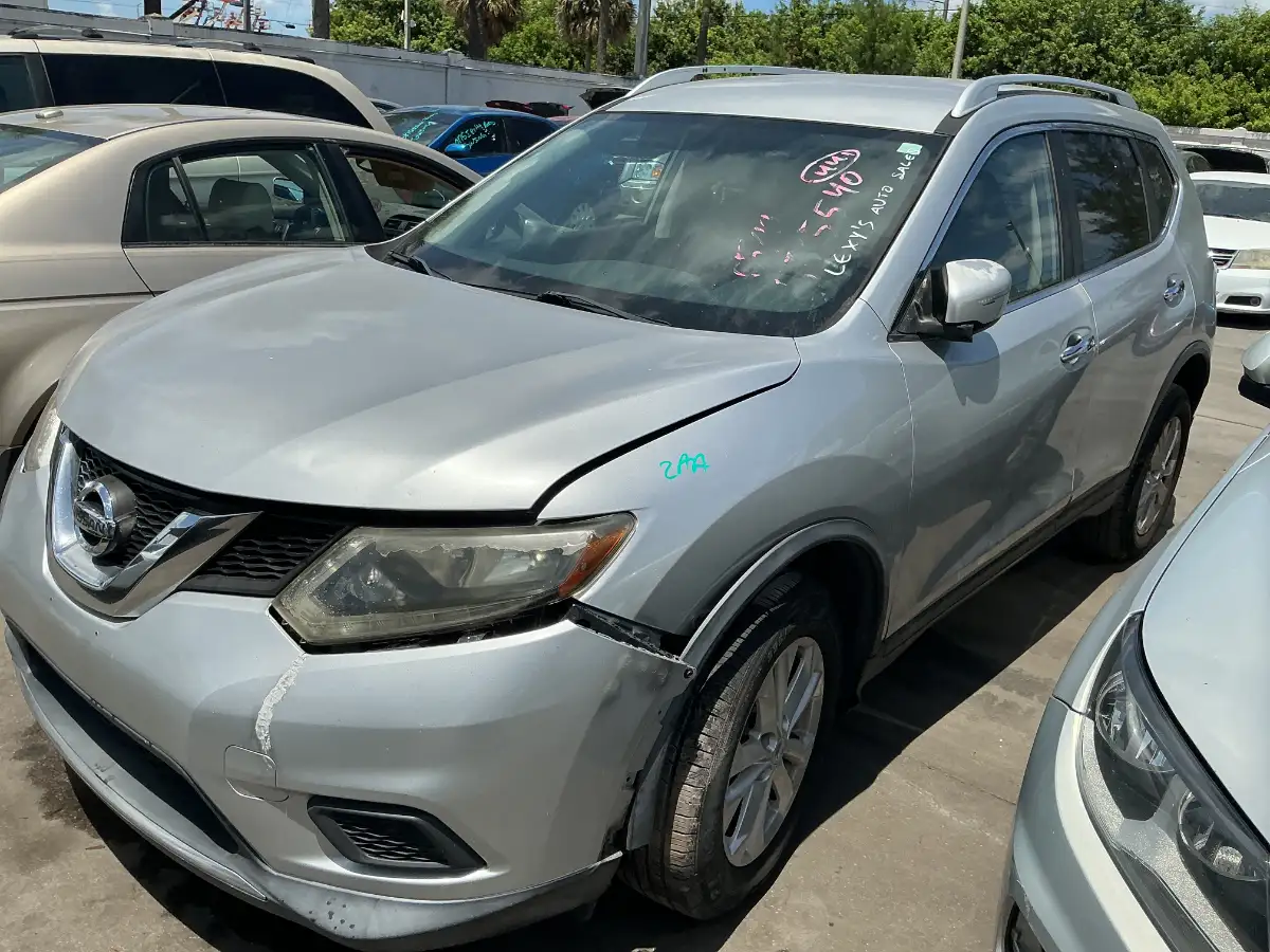 Photo of 2015 Nissan Rogue
