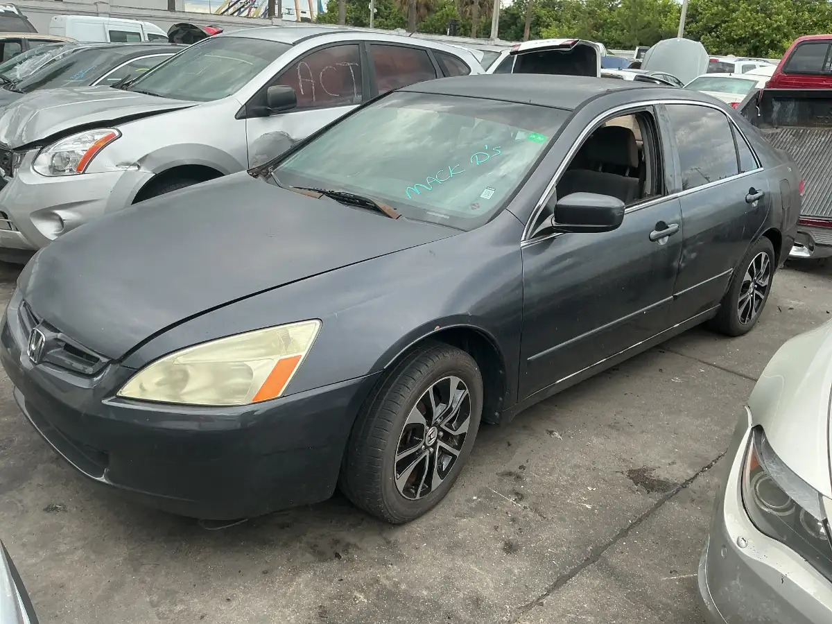Photo of 2004 Honda Accord