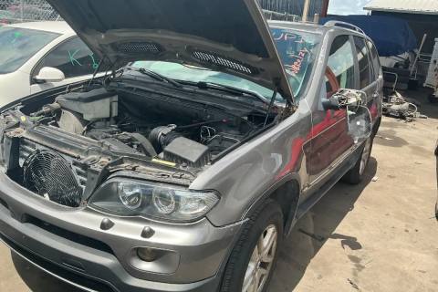 Photo of 2004 Bmw X5