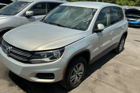 Photo of 2012 Volkswagen Tiguan