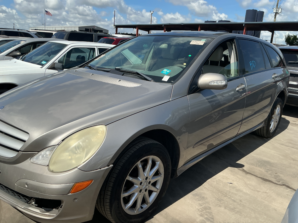 Photo of 2006 Mercedes-Benz R-Class