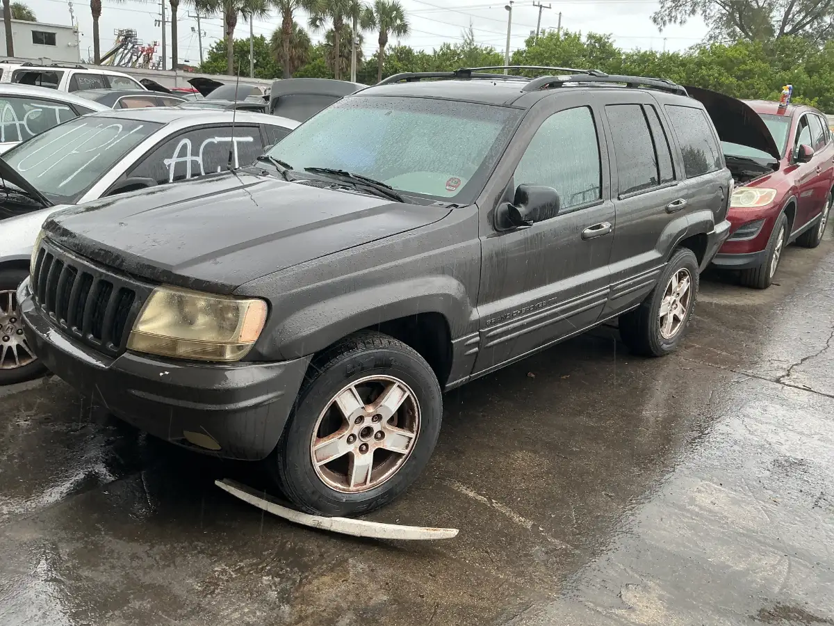Photo of 1999 Jeep Grand Cherokee