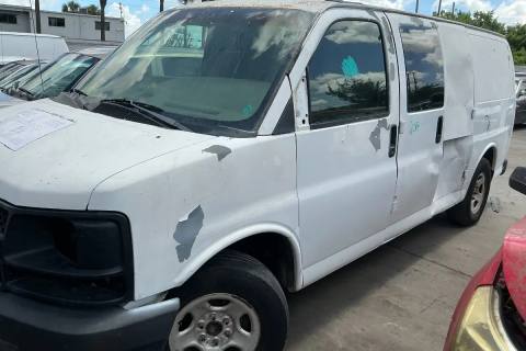 Photo of 2003 Chevrolet Express