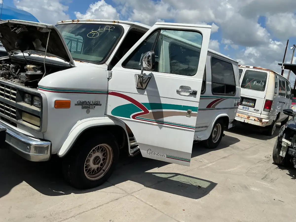 Photo of 1995 Chevrolet G20
