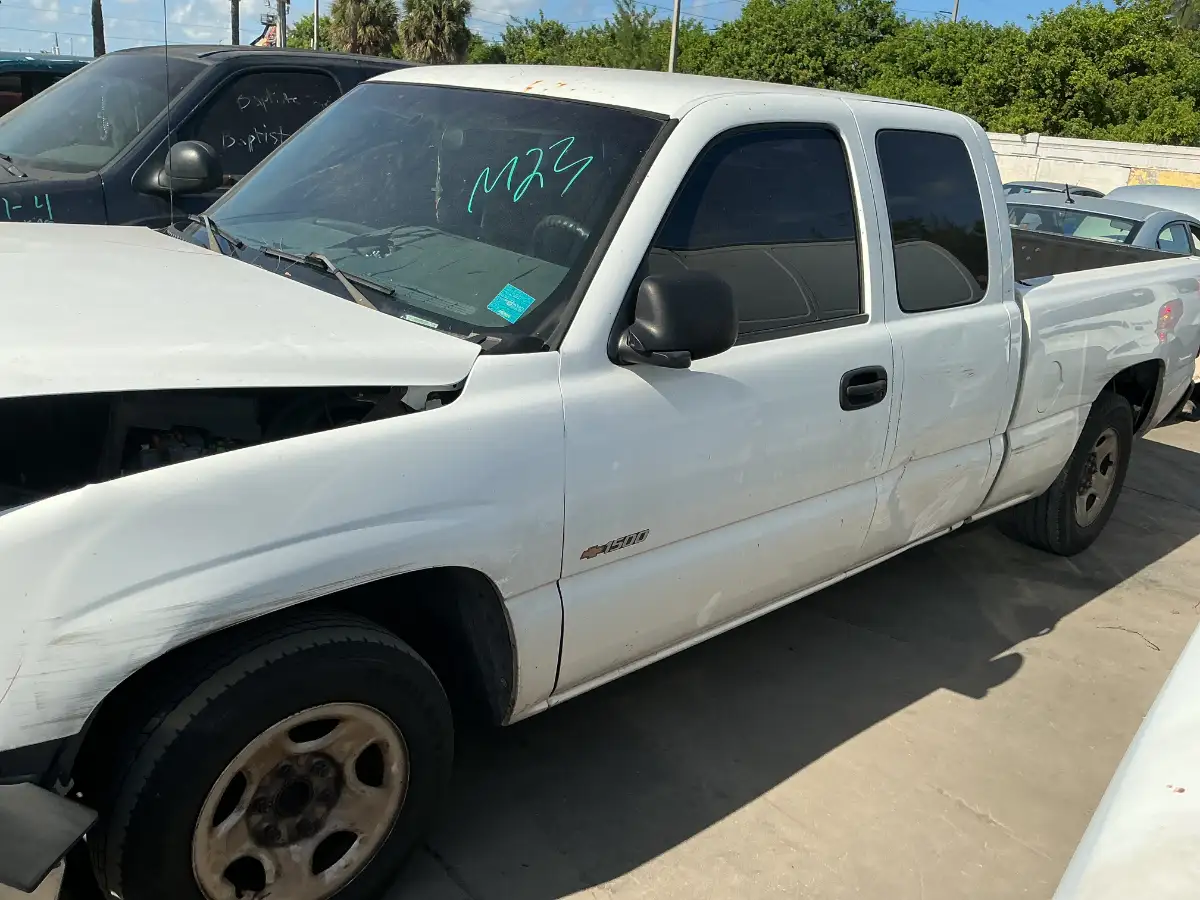 Photo of 2002 Chevrolet Silverado