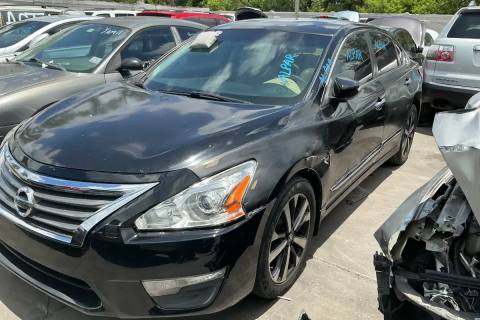 Photo of 2015 Nissan Altima