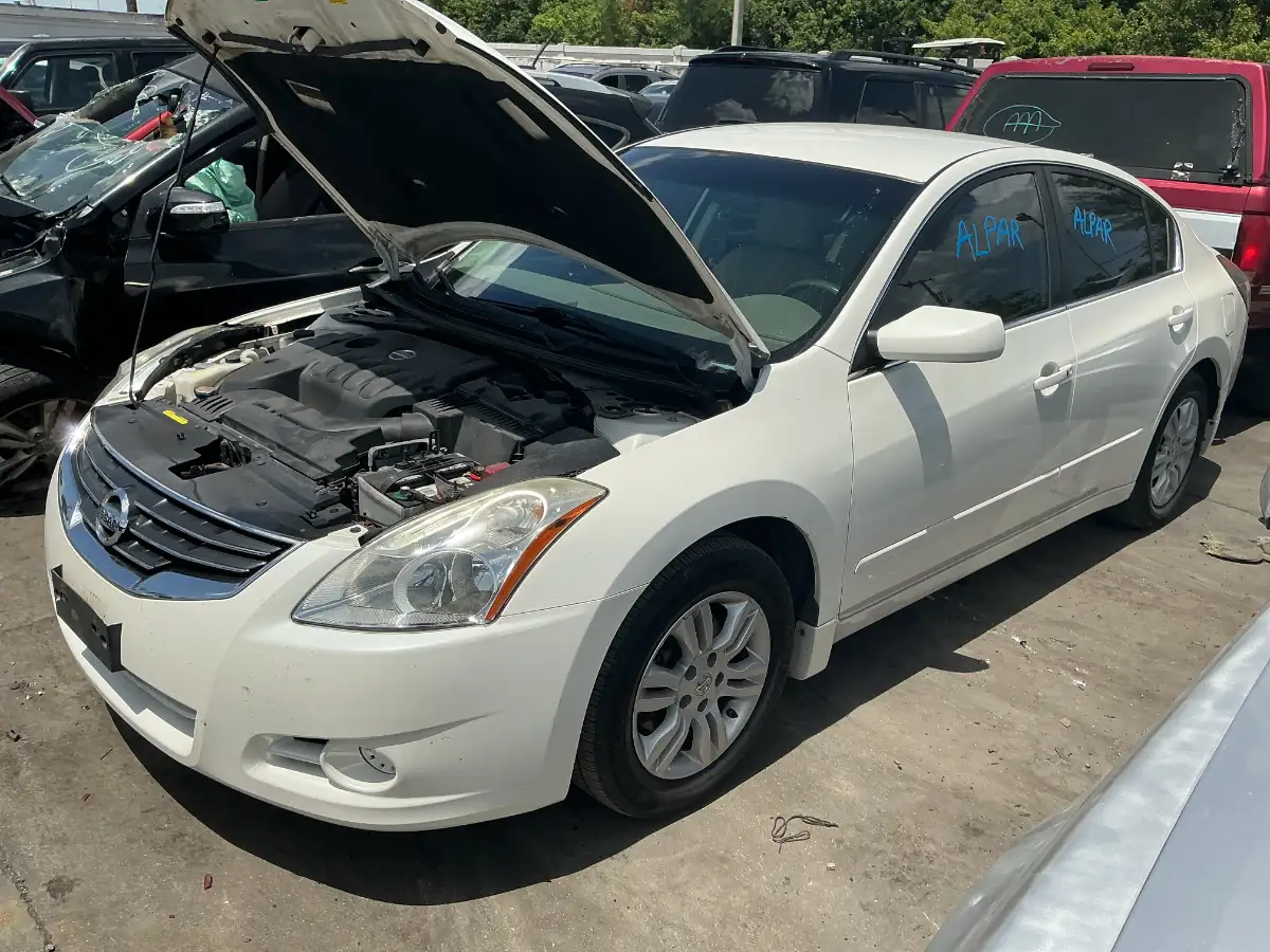 Photo of 2012 Nissan Altima