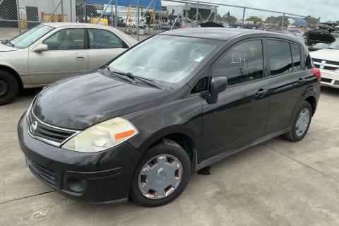 Photo of 2011 Nissan Versa