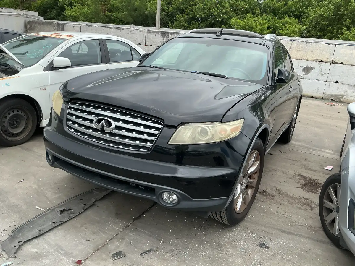 Photo of 2004 Infiniti Fx35