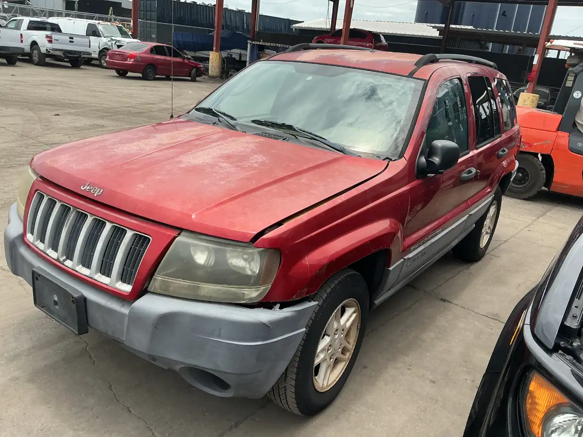 Photo of 2004 Jeep Grand Cherokee