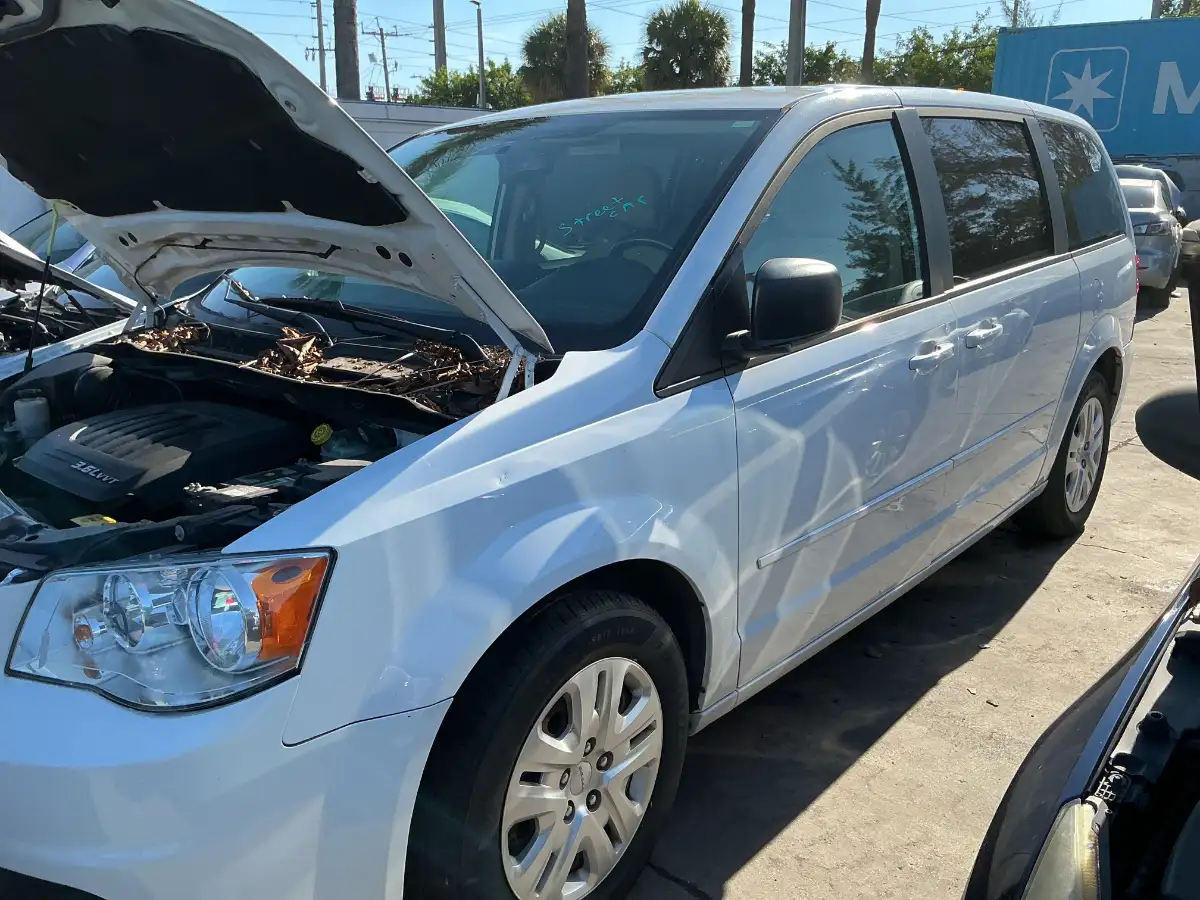 Photo of 2015 Dodge Grand Caravan