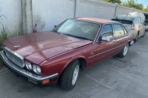 Photo of 1990 Jaguar Xj6