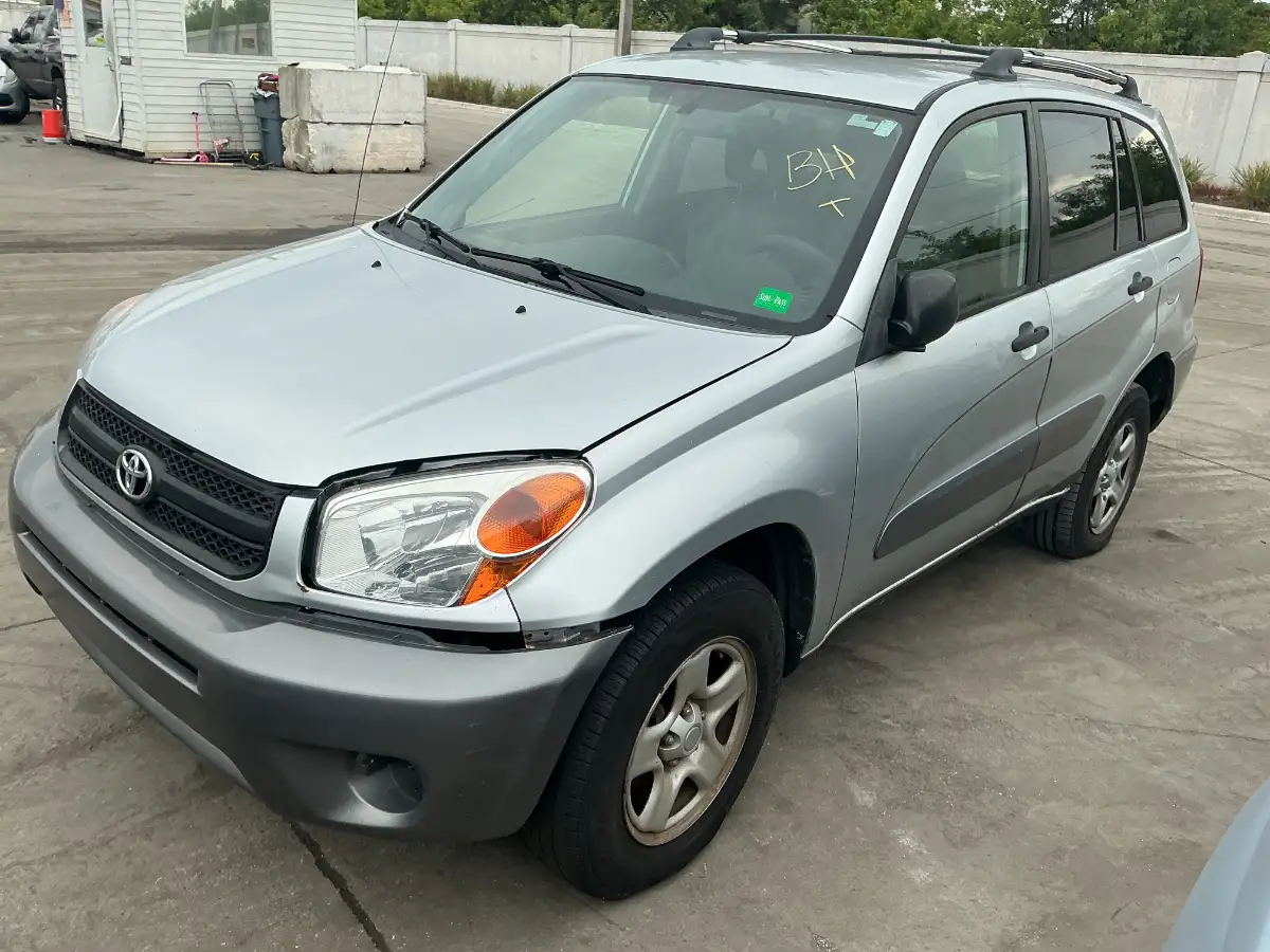 Photo of 2005 Toyota Rav4
