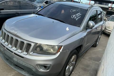 Photo of 2015 Jeep Compass