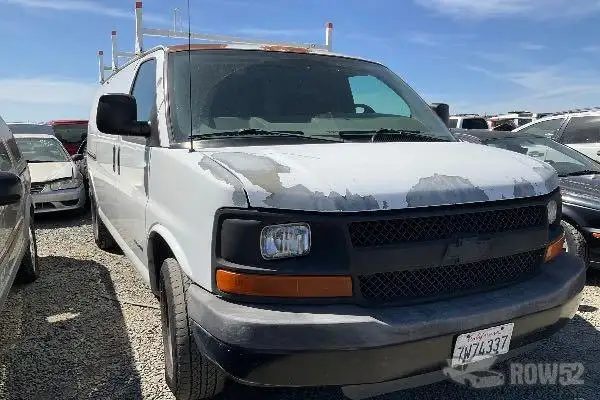 Photo of 2005 Chevrolet Express