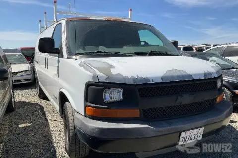 Photo of 2005 Chevrolet Express
