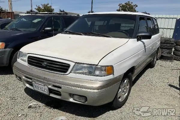 Photo of 1997 Mazda MPV