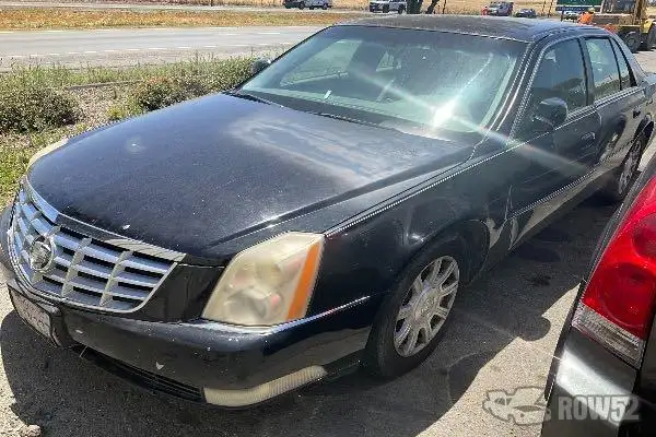 Photo of 2010 Cadillac DTS