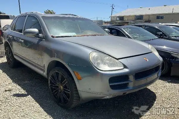 Photo of 2006 Porsche Cayenne
