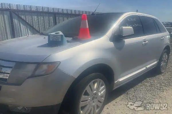Photo of 2010 Ford Edge
