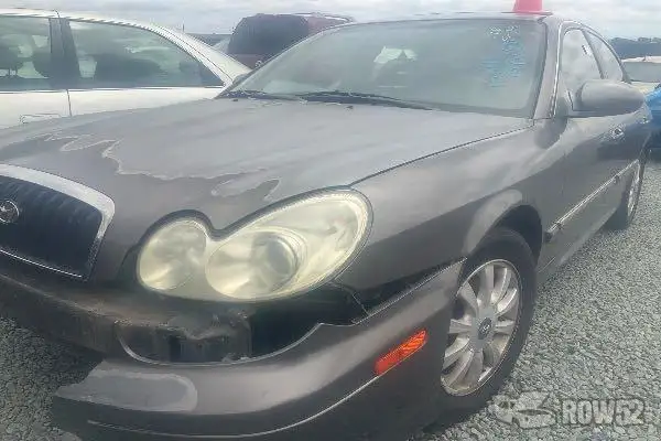 Photo of 2004 Hyundai Sonata