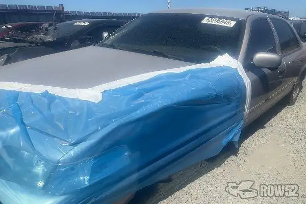 Photo of 2011 Ford Crown Victoria