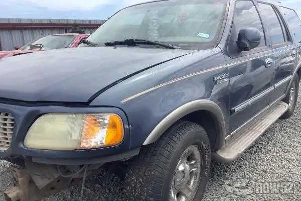Photo of 2001 Ford Expedition