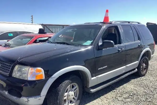 Photo of 2002 Ford Explorer