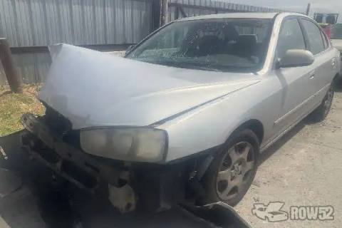 Photo of 2002 Hyundai Elantra