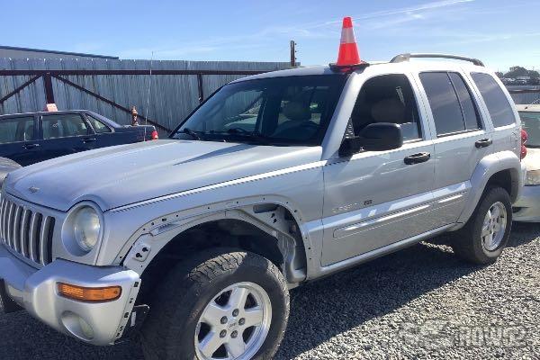 Photo of 2002 Jeep Liberty