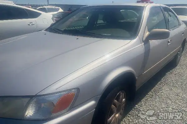 Photo of 2000 Toyota Camry