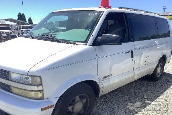 Photo of 1998 Chevrolet Astro