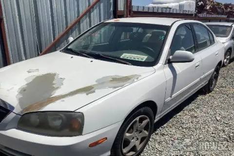Photo of 2005 Hyundai Elantra