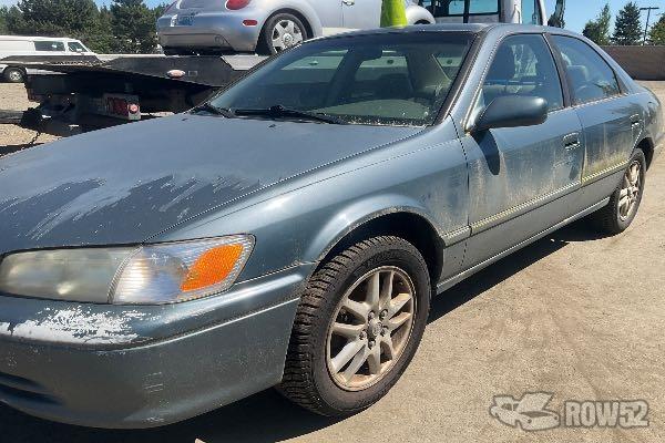 Photo of 2000 Toyota Camry