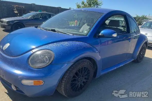 Photo of 2004 Volkswagen New Beetle