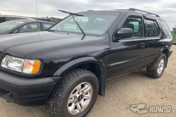 Photo of 2002 Isuzu Rodeo
