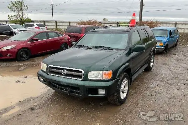 Photo of 2002 Nissan Pathfinder