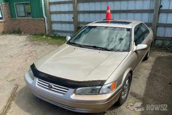 Photo of 1998 Toyota Camry