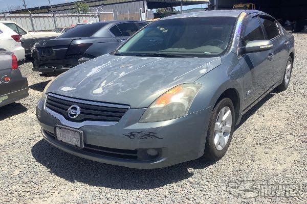 Photo of 2009 Nissan Altima Hybrid